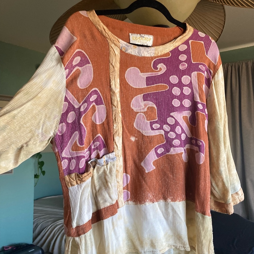 Kusnadi Colorful Abstract Patterned Top